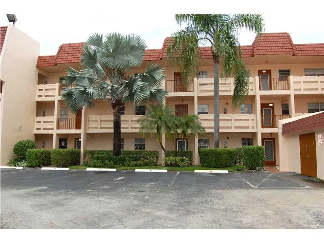 Property Slideshow image 1 of 12 | 14790 bonaire blvd apt 104, Delray Beach, FL, 33446