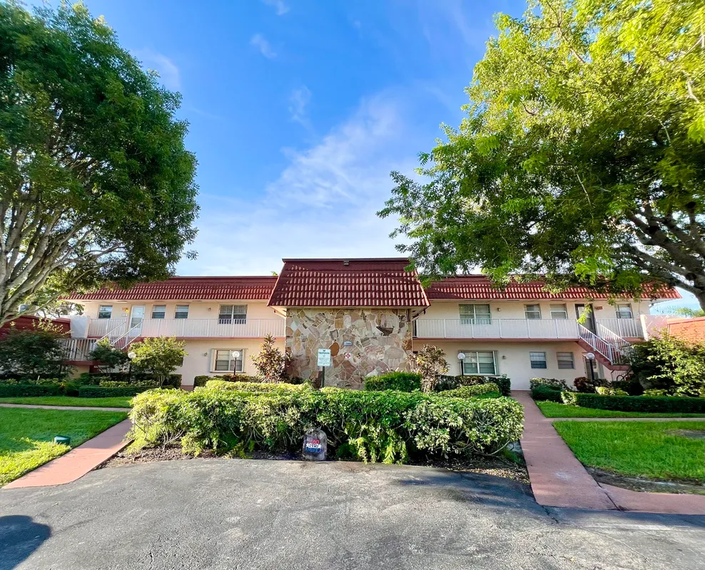 Property Slideshow image 1 of 22 | 12008 poinciana blvd 106, Royal Palm Beach, FL, 33411