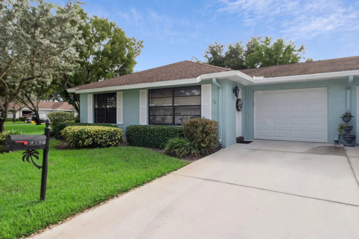 Property Slideshow image 1 of 17 | 9750 tabebuia tree dr a, Boynton Beach, FL, 33436