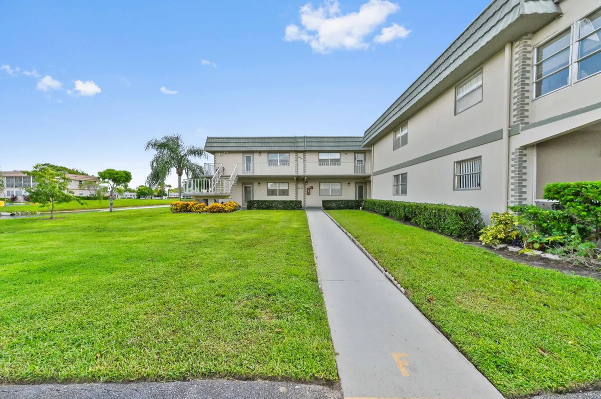 Property Slideshow image 1 of 30 | 262 monaco f, Delray Beach, FL, 33446