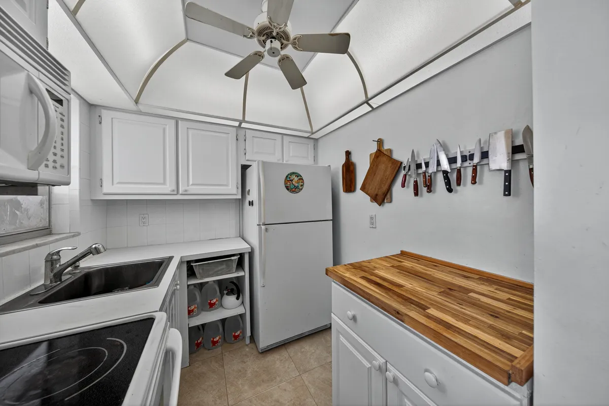 Property Slideshow image 1 of 63 | 251 s golf blvd 287, Pompano Beach, FL, 33064