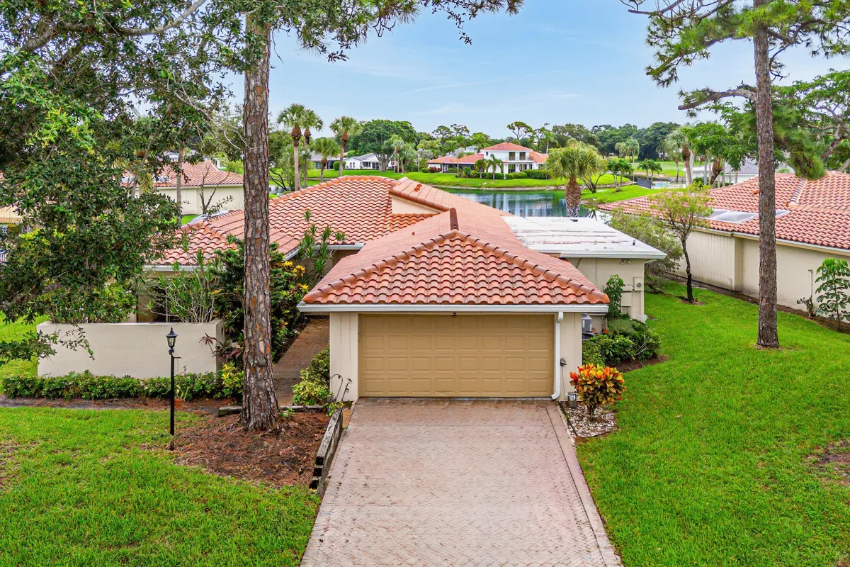 Property Slideshow image 1 of 67 | 6 woods ln 60, Boynton Beach, FL, 33436