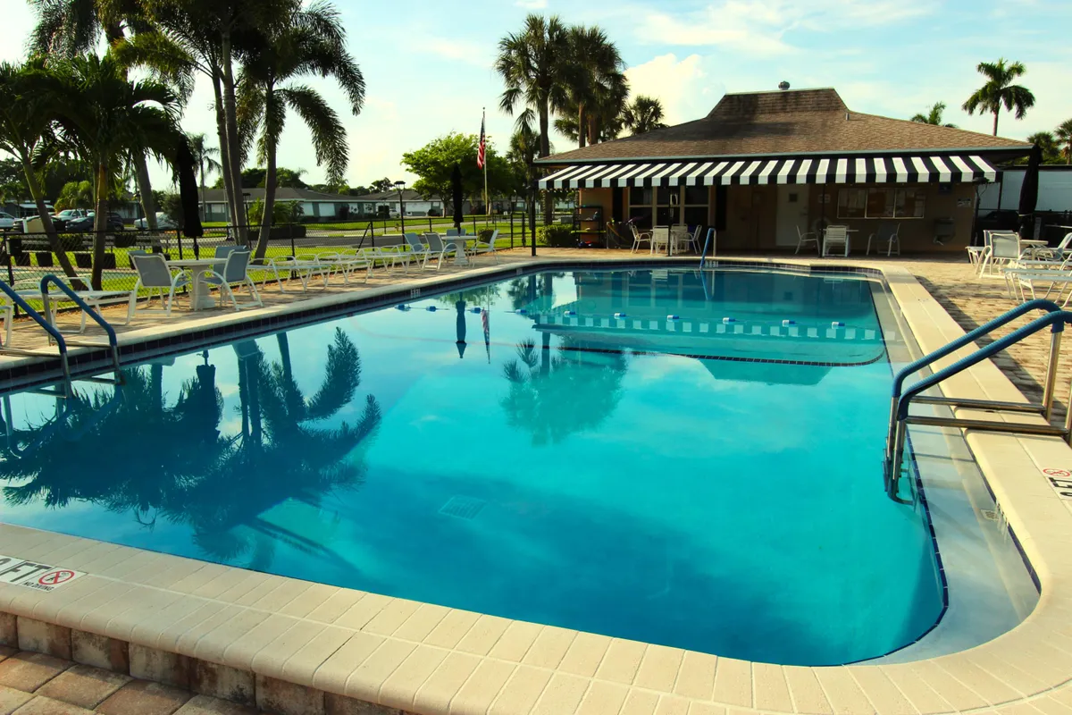 Property Slideshow image 1 of 12 | 1045 circle ter b, Delray Beach, FL, 33445