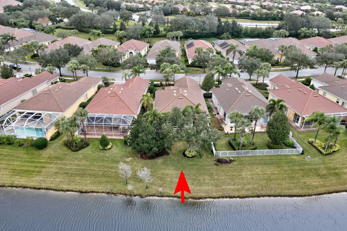 Property Slideshow image 1 of 35 | 5194 eleuthra cir, Vero Beach, FL, 32967