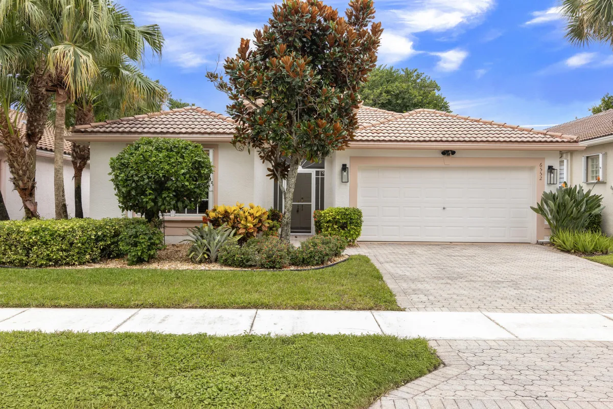 Property Slideshow image 1 of 74 | 6552 malta dr, Boynton Beach, FL, 33437