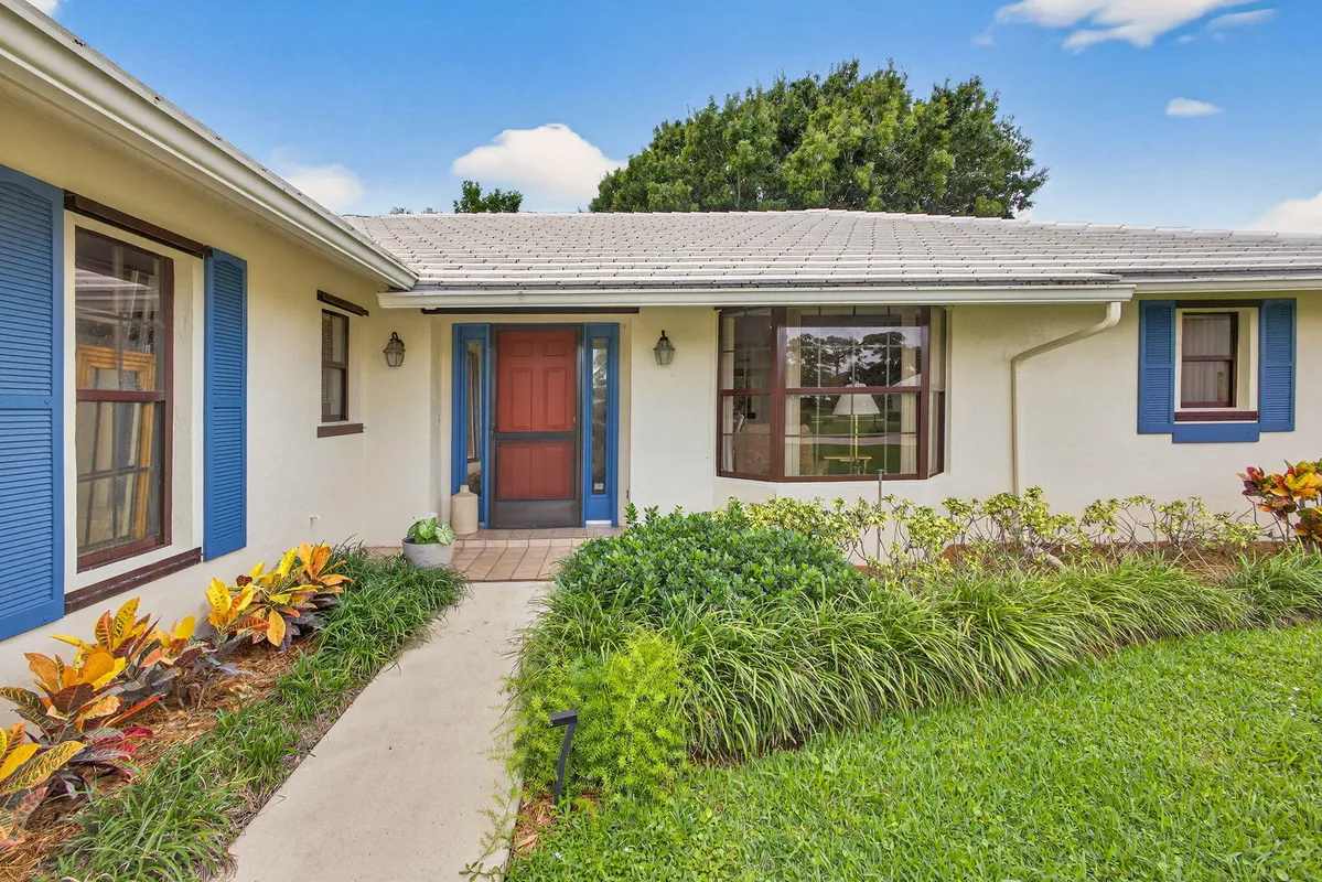 Property Slideshow image 1 of 69 | 9472 se little club way s, Jupiter, FL, 33469