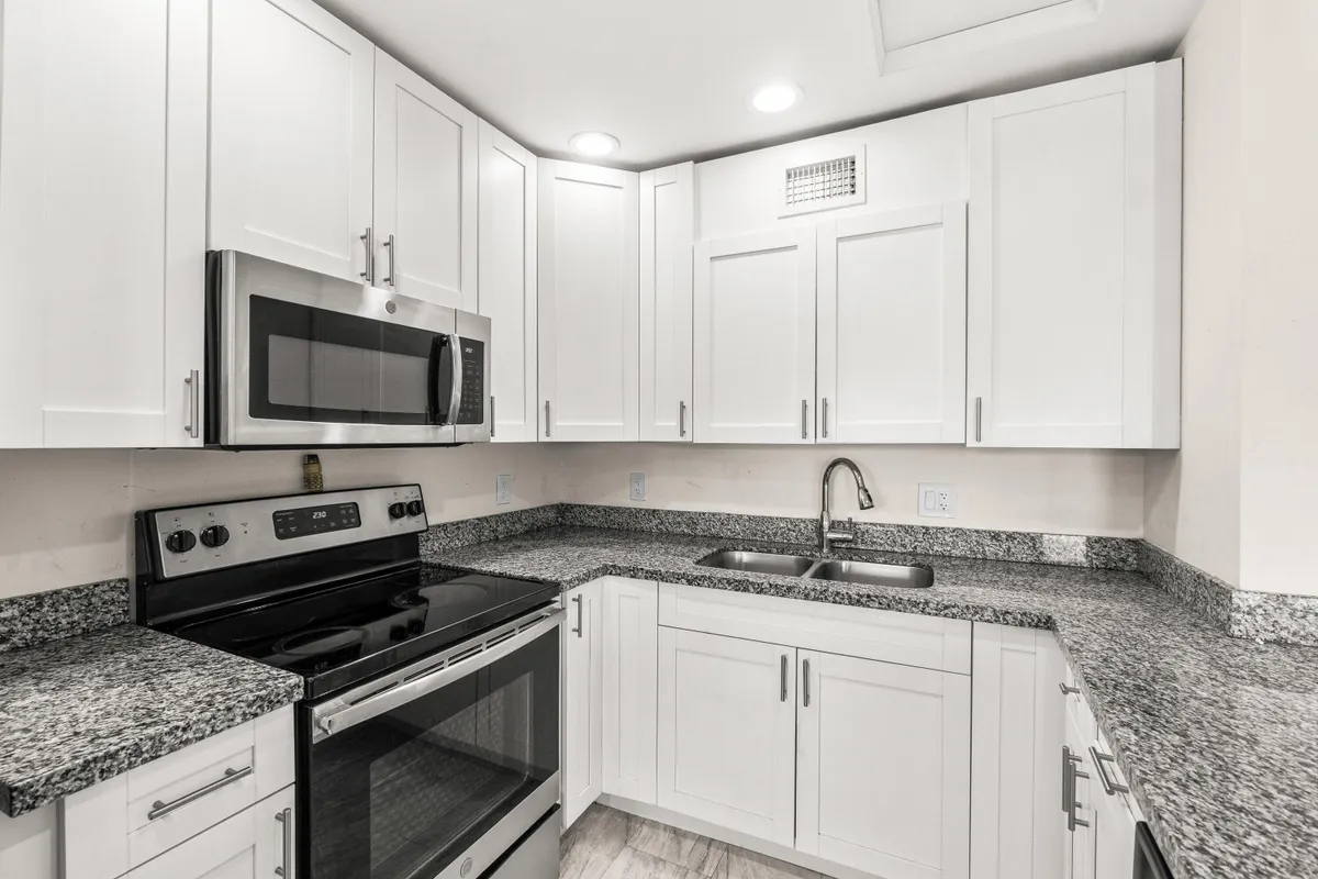 Property Slideshow image 1 of 28 | 239 ventnor q, Deerfield Beach, FL, 33442