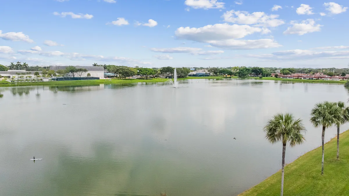 Property Slideshow image 1 of 34 | 20 waterford a, Delray Beach, FL, 33446