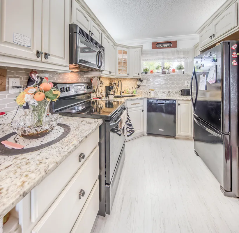 Property Slideshow image 1 of 36 | 2615 garden dr s apt 205, Lake Worth Beach, FL, 33461