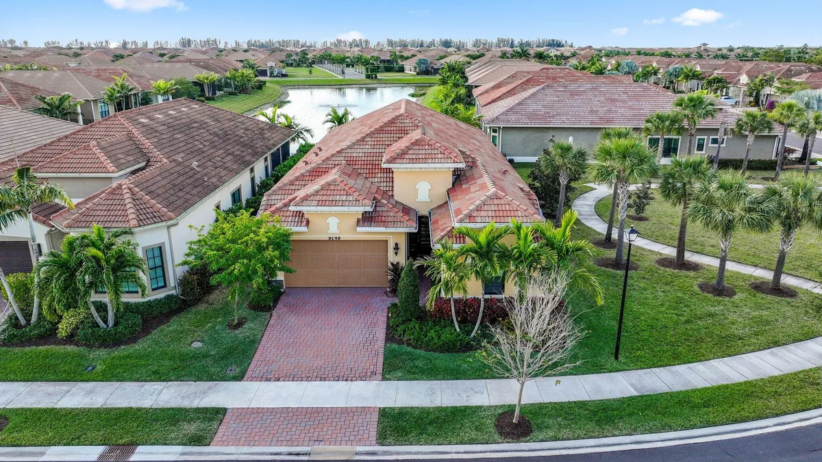 Property Slideshow image 1 of 66 | 9149 leon cir, Parkland, FL, 33076