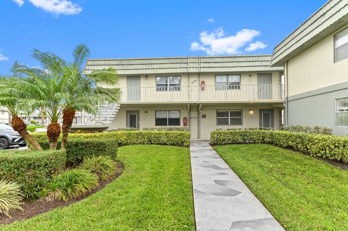 Property Slideshow image 1 of 30 | 577 monaco m, Delray Beach, FL, 33446
