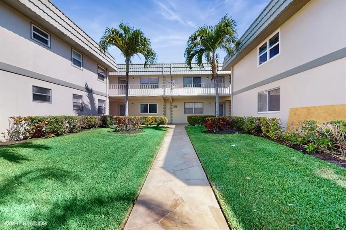 Property Slideshow image 1 of 26 | 724 monaco p, Delray Beach, FL, 33446