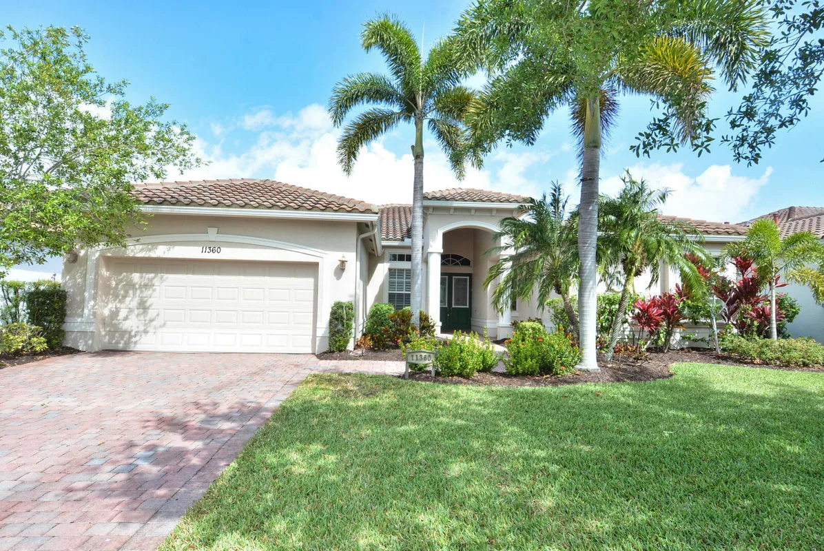 Property Slideshow image 1 of 44 | 11360 sw aspen ln, Port Saint Lucie, FL, 34987
