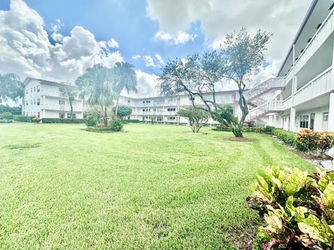 Property Slideshow image 1 of 36 | 583 fanshaw, Boca Raton, FL, 33434