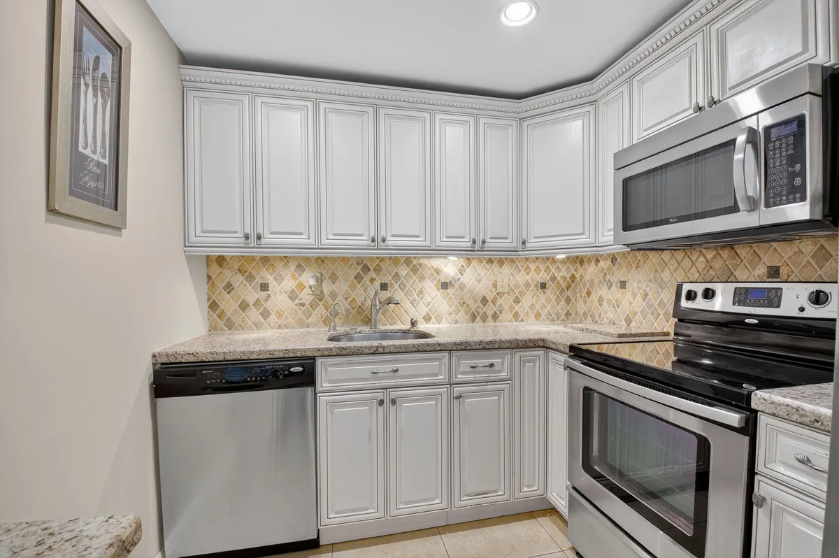 Property Slideshow image 1 of 46 | 357 piedmont h # 357, Delray Beach, FL, 33484
