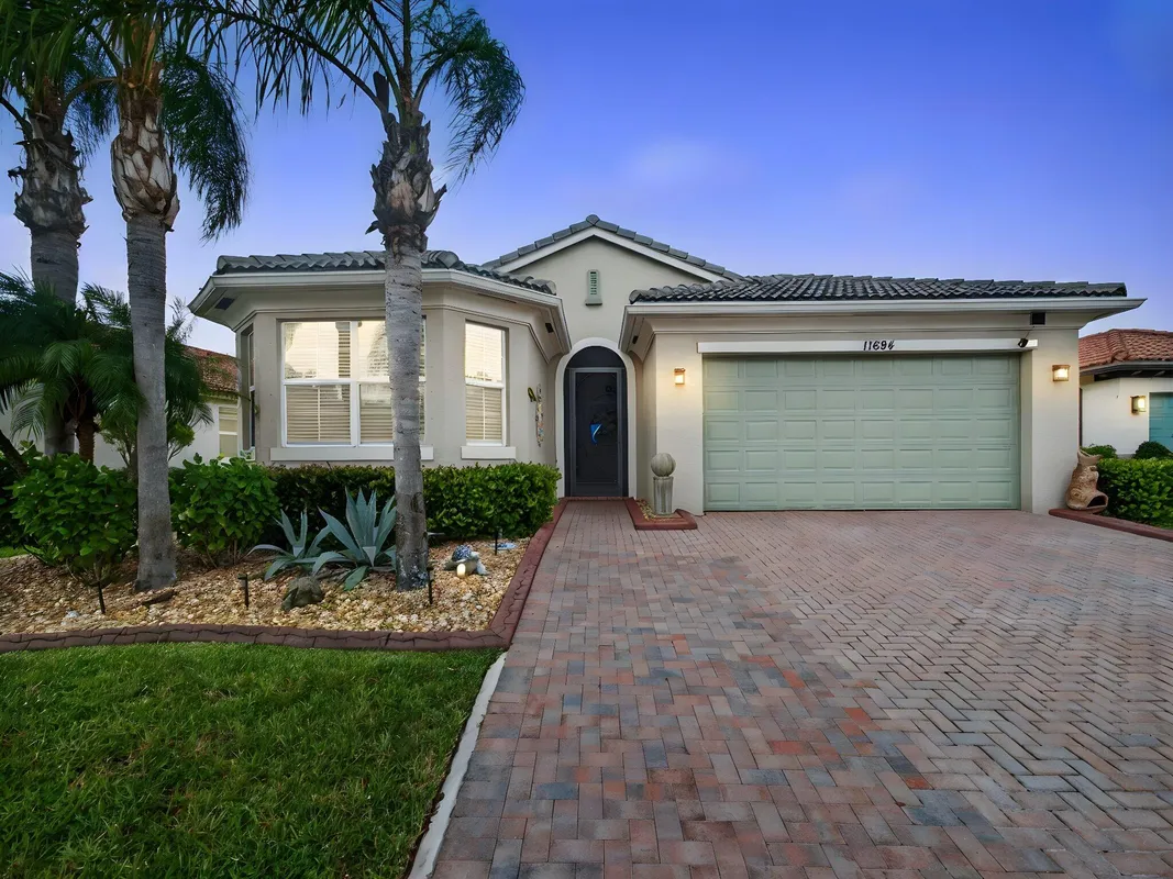 Property Slideshow image 1 of 106 | 11894 sw crestwood cir, Port Saint Lucie, FL, 34987