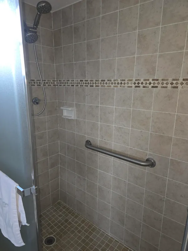 Property Slideshow image 1 of 30 | 2812 garden dr 301, Lake Worth, FL, 33461