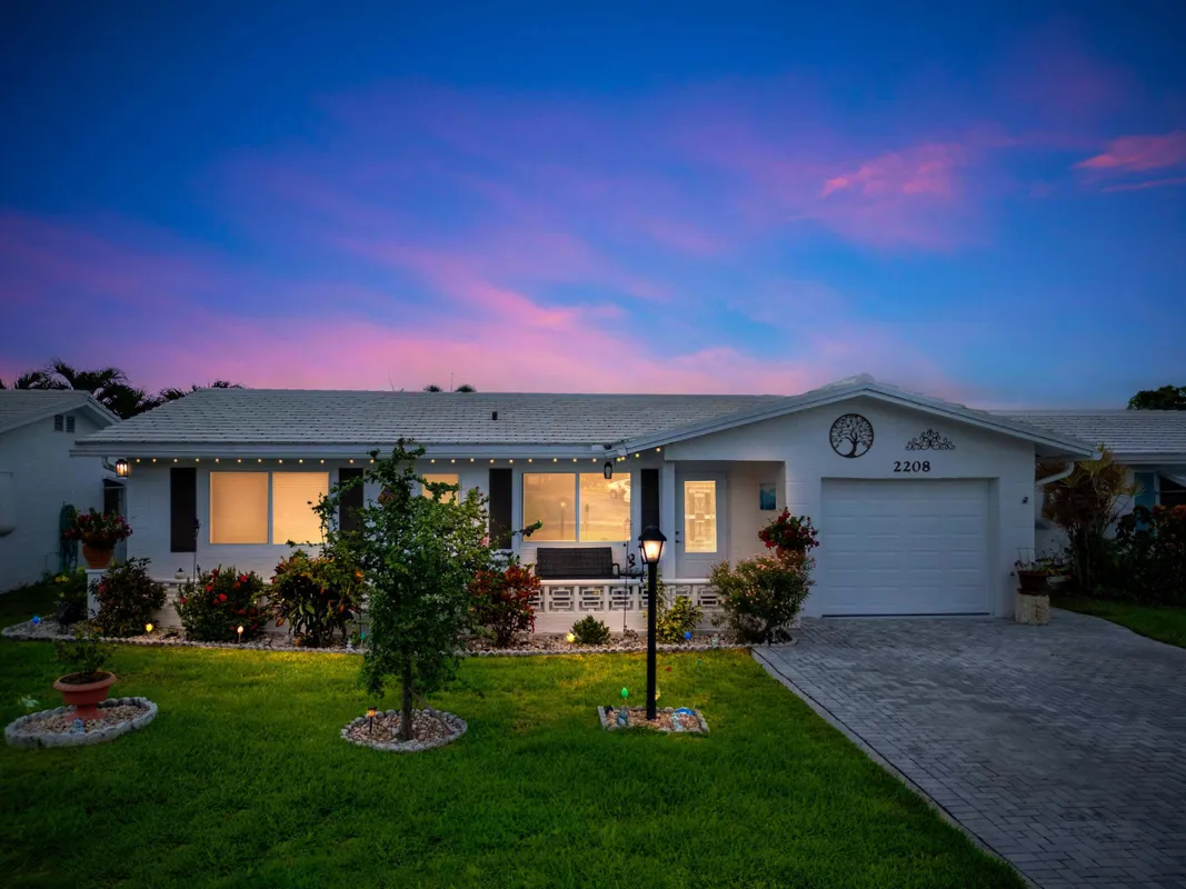 Property Slideshow image 1 of 37 | 2208 sw 19th ave, Boynton Beach, FL, 33426