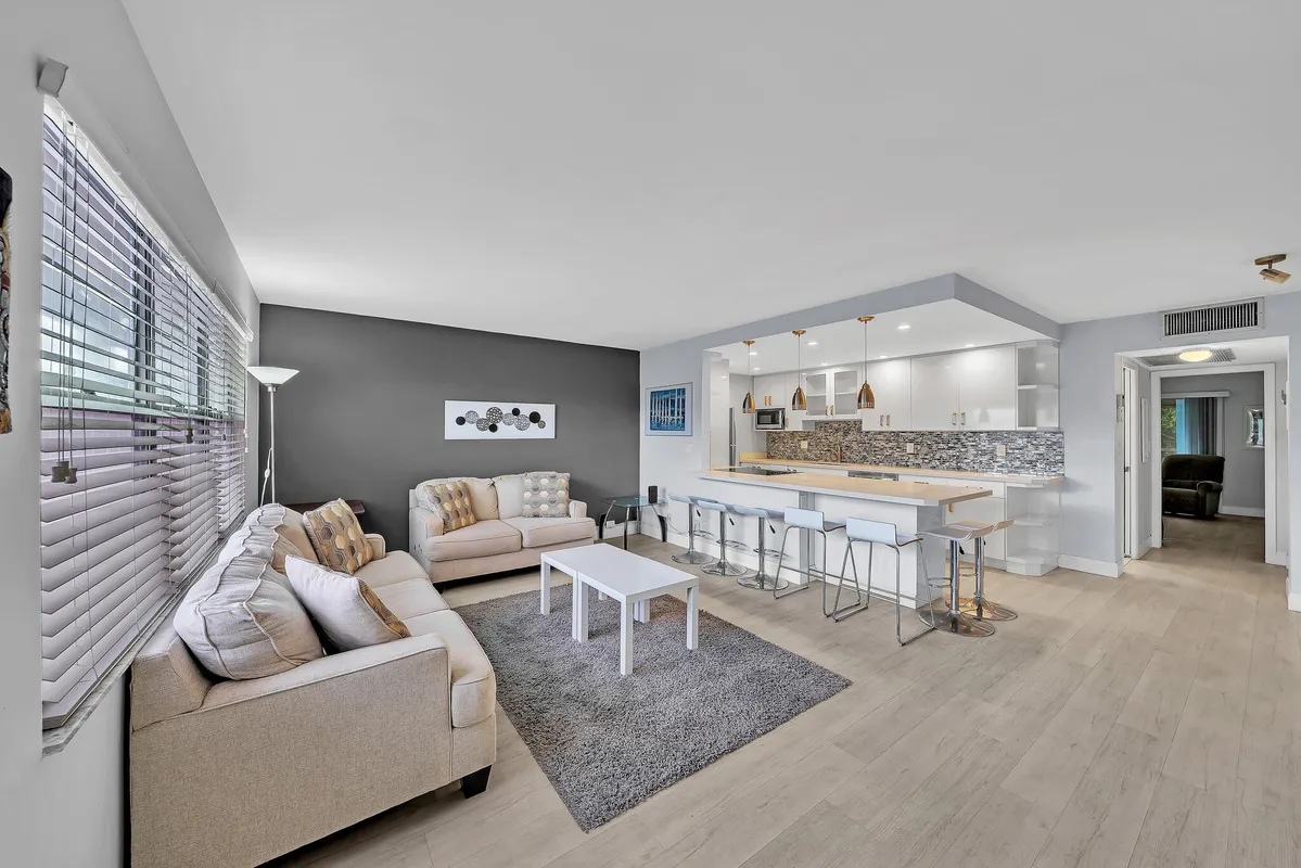 Property Slideshow image 1 of 35 | 2103 lucaya bnd f3, Coconut Creek, FL, 33066