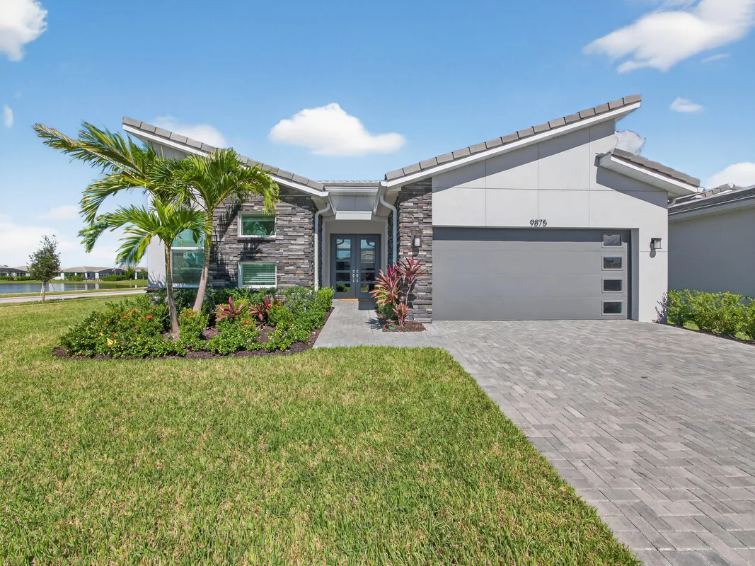 Property Slideshow image 1 of 42 | 9875 sw veronese dr, Port Saint Lucie, FL, 34987