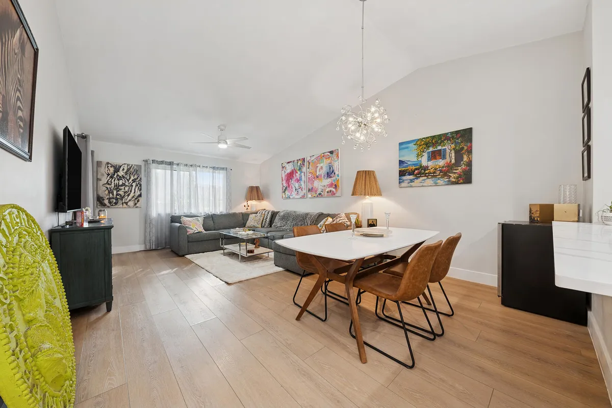 Property Slideshow image 1 of 23 | 441 midsummer ct, Royal Palm Beach, FL, 33411