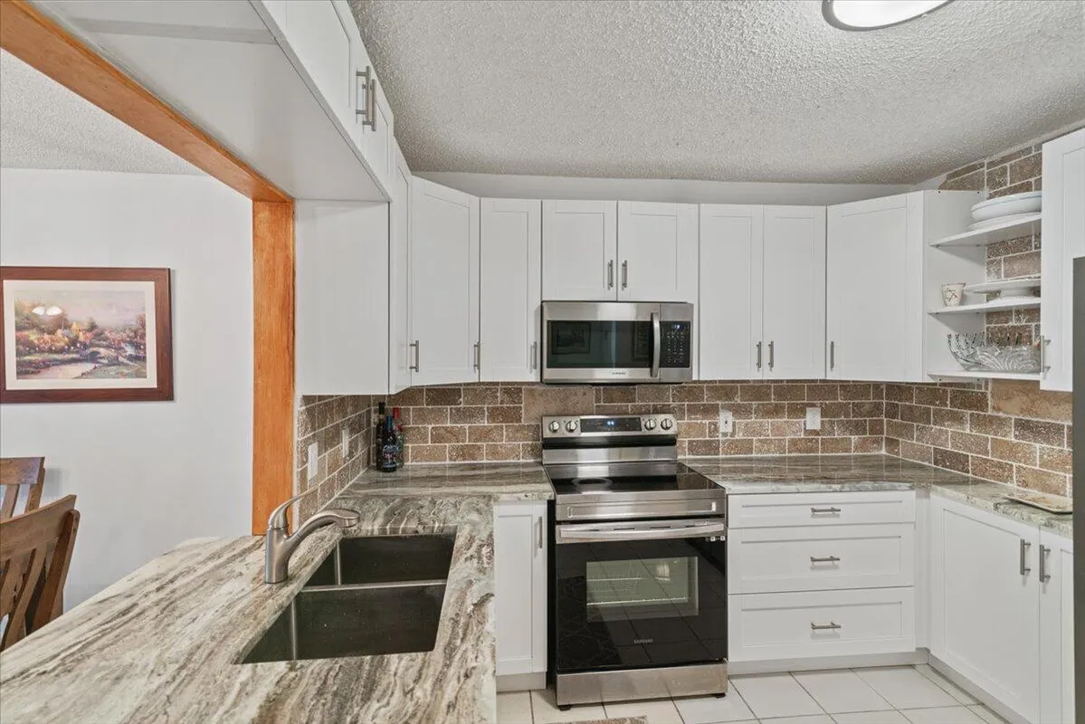 Property Slideshow image 1 of 35 | 9244 flynn cir 2, Boca Raton, FL, 33496