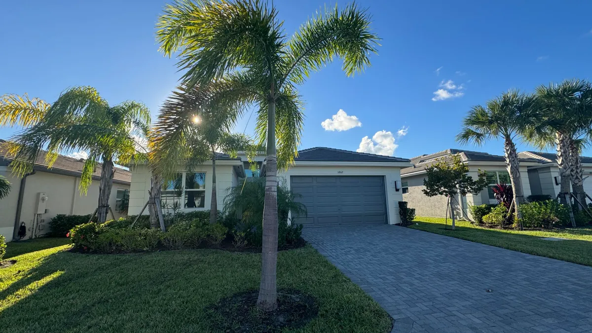 Property Slideshow image 1 of 41 | 11862 sw bristol bay dr, Port Saint Lucie, FL, 34987