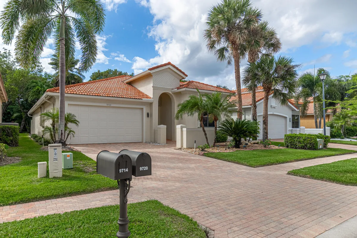 Property Slideshow image 1 of 65 | 9720 isles cay dr, Delray Beach, FL, 33446