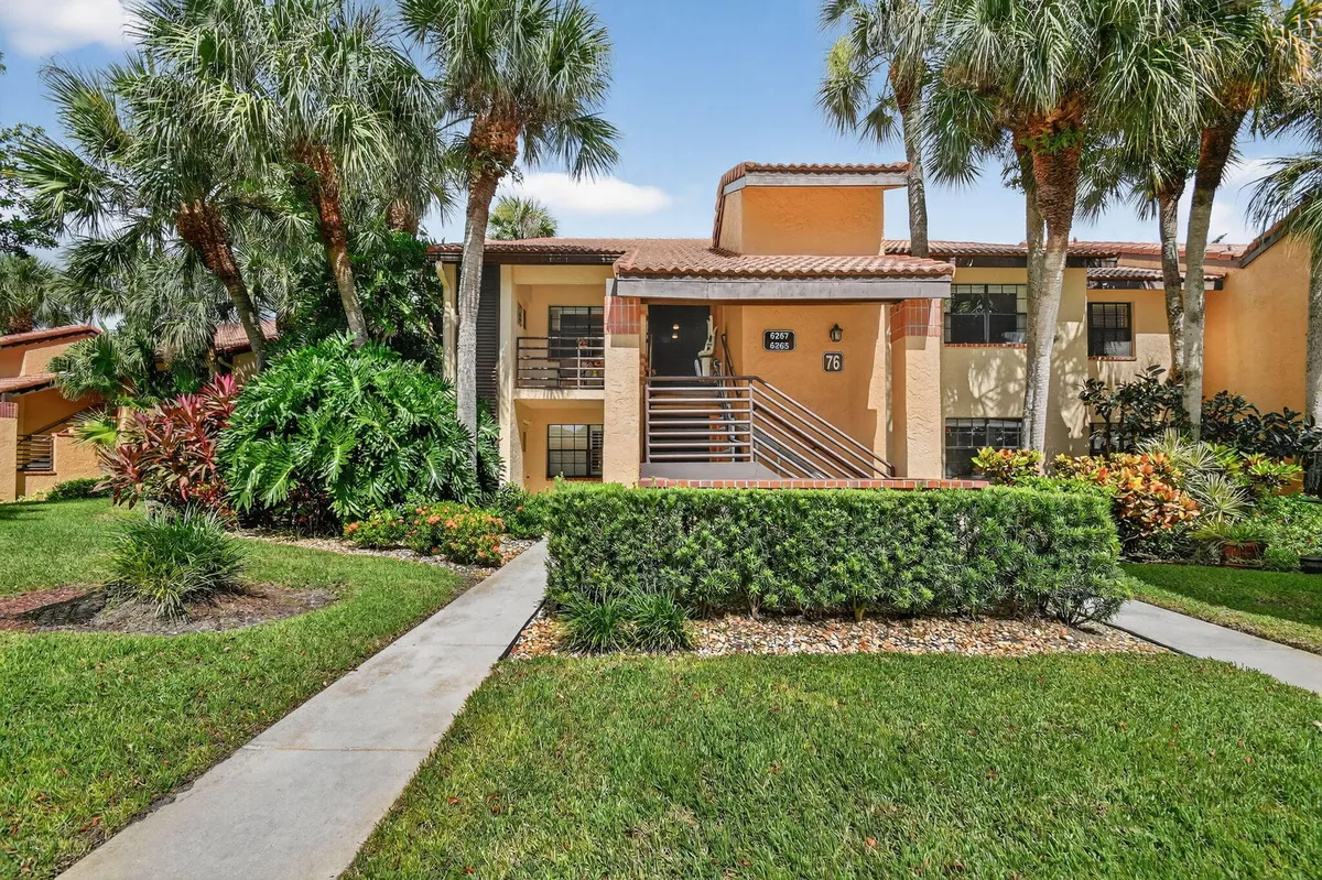 Property Slideshow image 1 of 57 | 6267 aspen glen ln # 201, Boynton Beach, FL, 33437