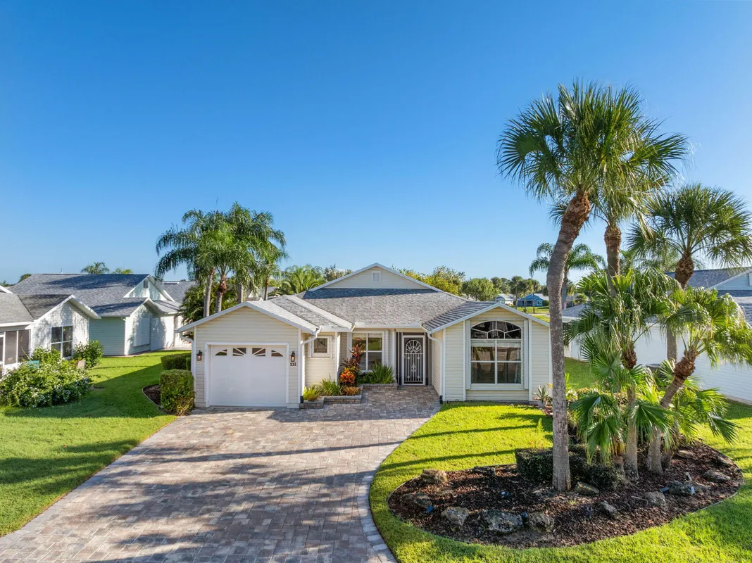 Property Slideshow image 1 of 35 | 532 paurotis ln, Fort Pierce, FL, 34982
