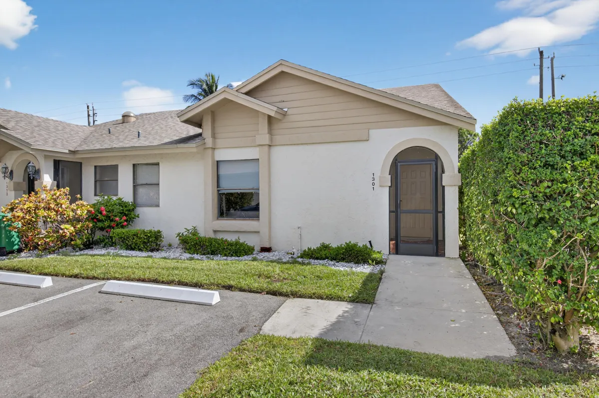 Property Slideshow image 1 of 54 | 1301 nw 23rd ln, Delray Beach, FL, 33445