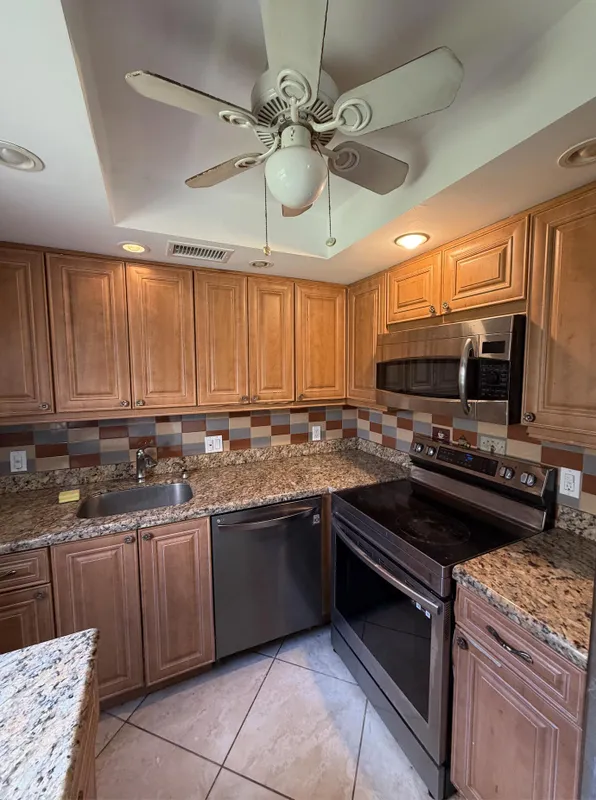 Property Slideshow image 1 of 20 | 157 saxony d, Delray Beach, FL, 33446