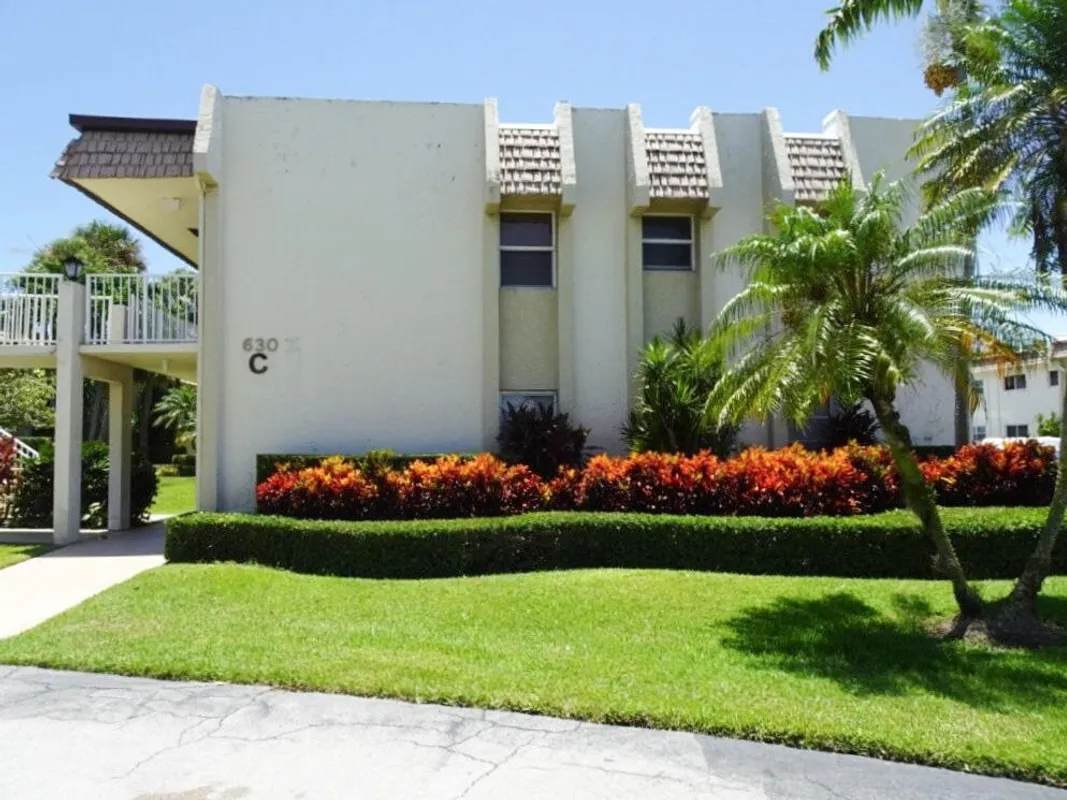 Property Slideshow image 1 of 14 | 630 snug harbor dr c6, Boynton Beach, FL, 33435