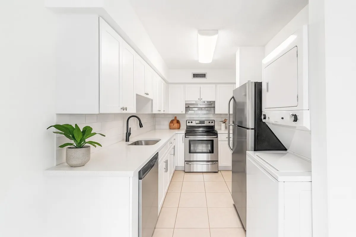 Property Slideshow image 1 of 43 | 13924 via flora d, Delray Beach, FL, 33484