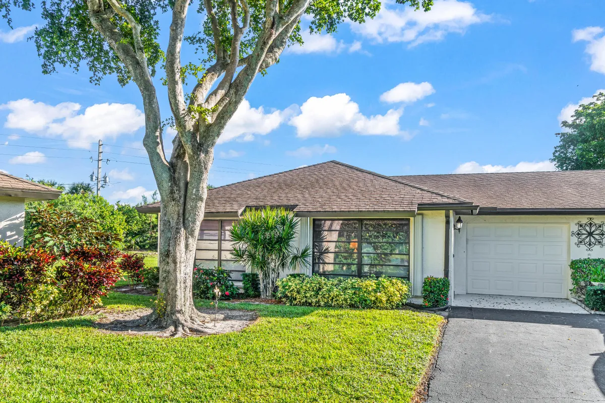 Property Slideshow image 1 of 27 | 4868 hawkwood rd a, Boynton Beach, FL, 33436