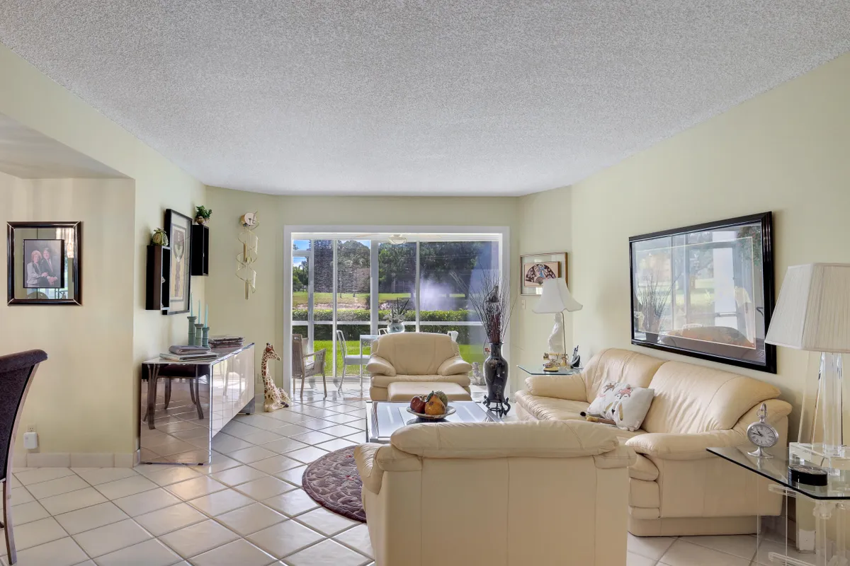 Property Slideshow image 1 of 25 | 3597 birdie dr 106, Lake Worth, FL, 33467
