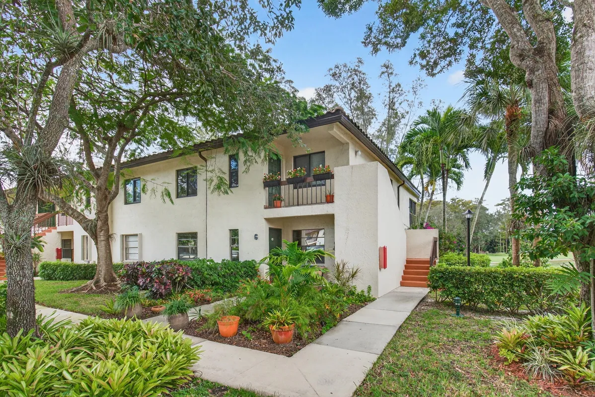 Property Slideshow image 1 of 95 | 21668 arriba real apt 43h, Boca Raton, FL, 33433
