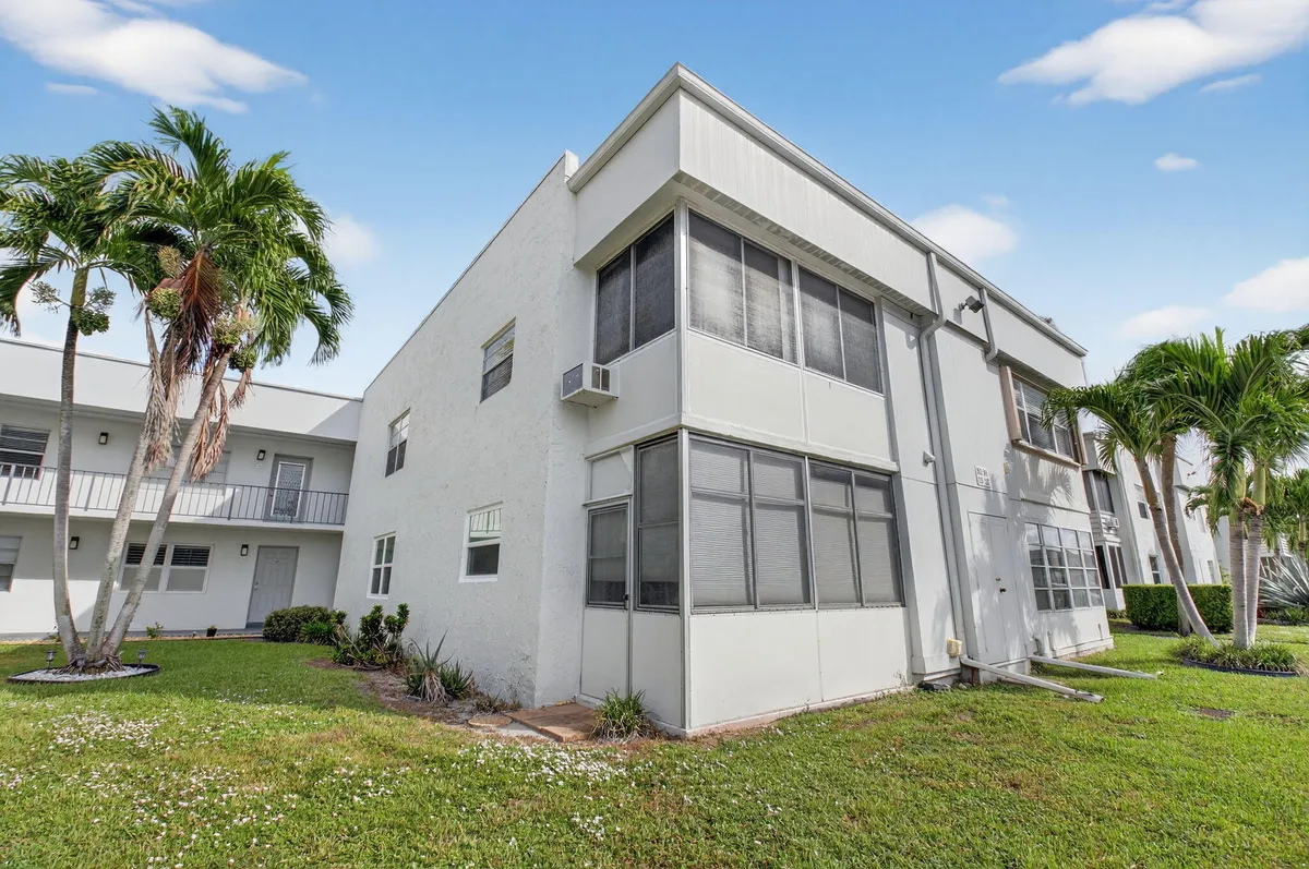 Property Slideshow image 1 of 45 | 538 flanders l, Delray Beach, FL, 33484