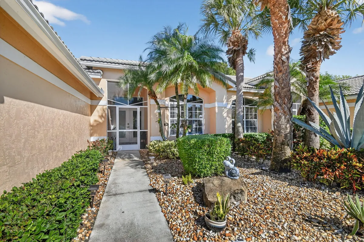 Property Slideshow image 1 of 72 | 7811 rockford rd, Boynton Beach, FL, 33472