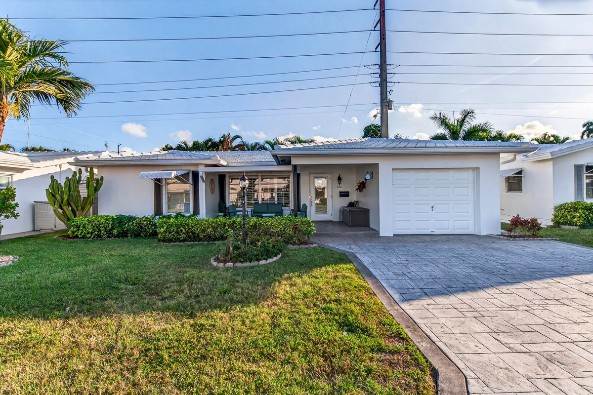 Property Slideshow image 1 of 70 | 320 nw 24th ct, Pompano Beach, FL, 33064