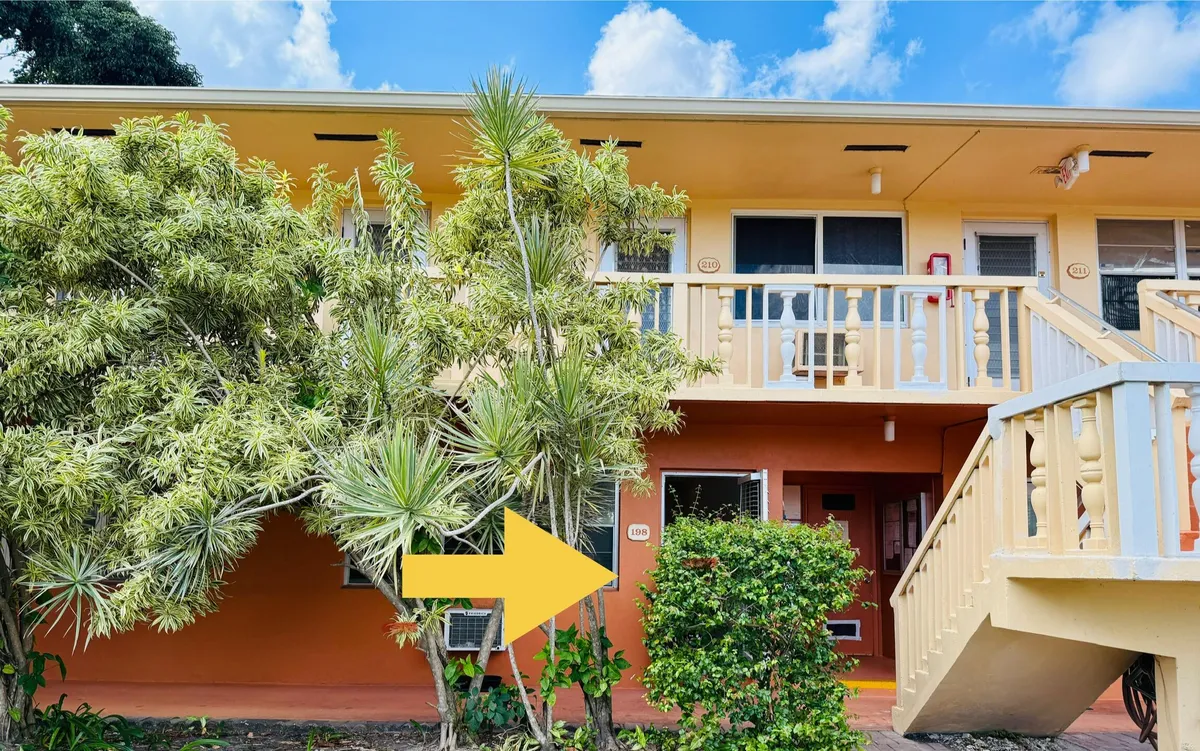 Property Slideshow image 1 of 33 | 198 salisbury i, West Palm Beach, FL, 33417