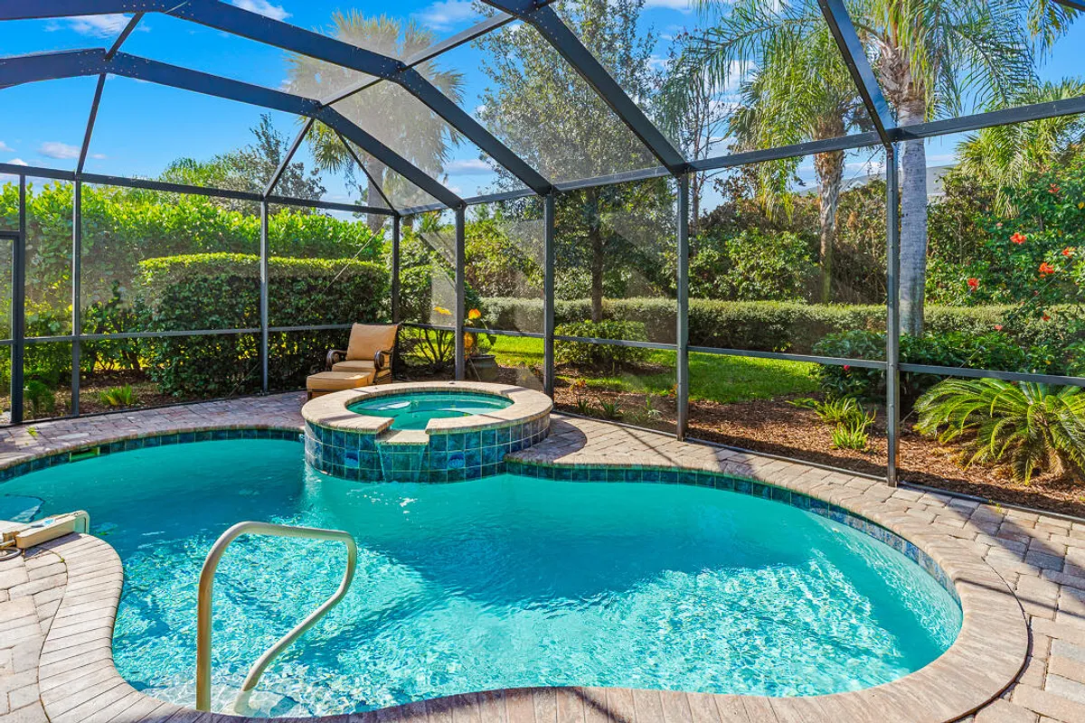 Property Slideshow image 1 of 84 | 568 se monet dr, Port Saint Lucie, FL, 34984