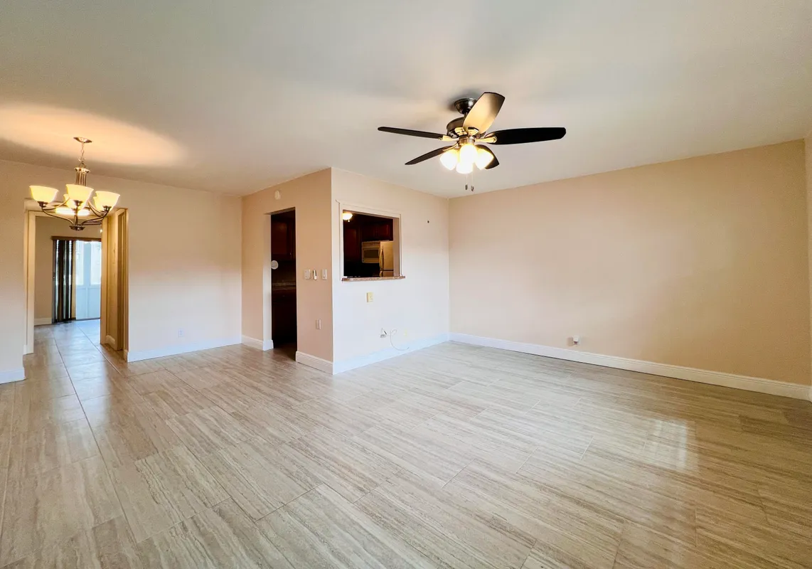Property Slideshow image 1 of 13 | 50 coventry c, West Palm Beach, FL, 33417
