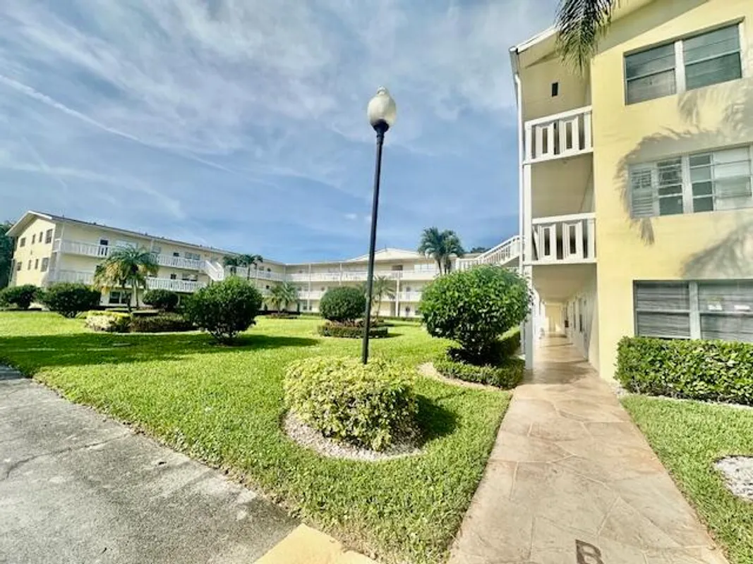Property Slideshow image 1 of 23 | 69 dorset b, Boca Raton, FL, 33434