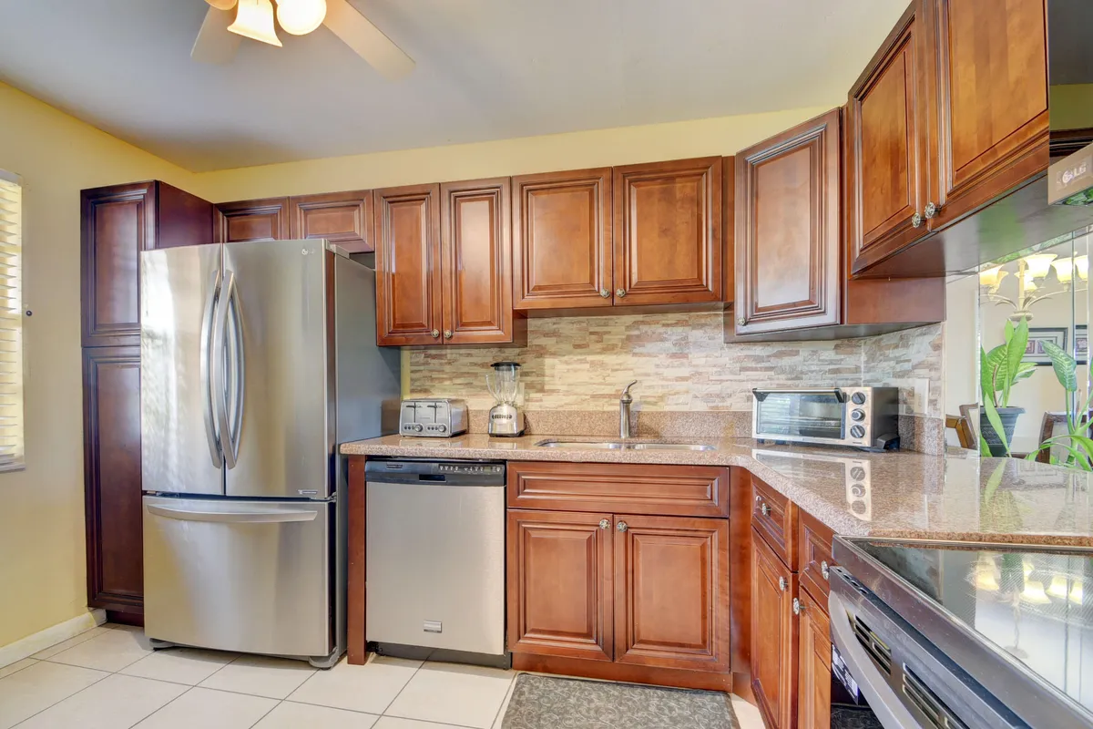 Property Slideshow image 1 of 64 | 219 lake meryl dr, West Palm Beach, FL, 33411