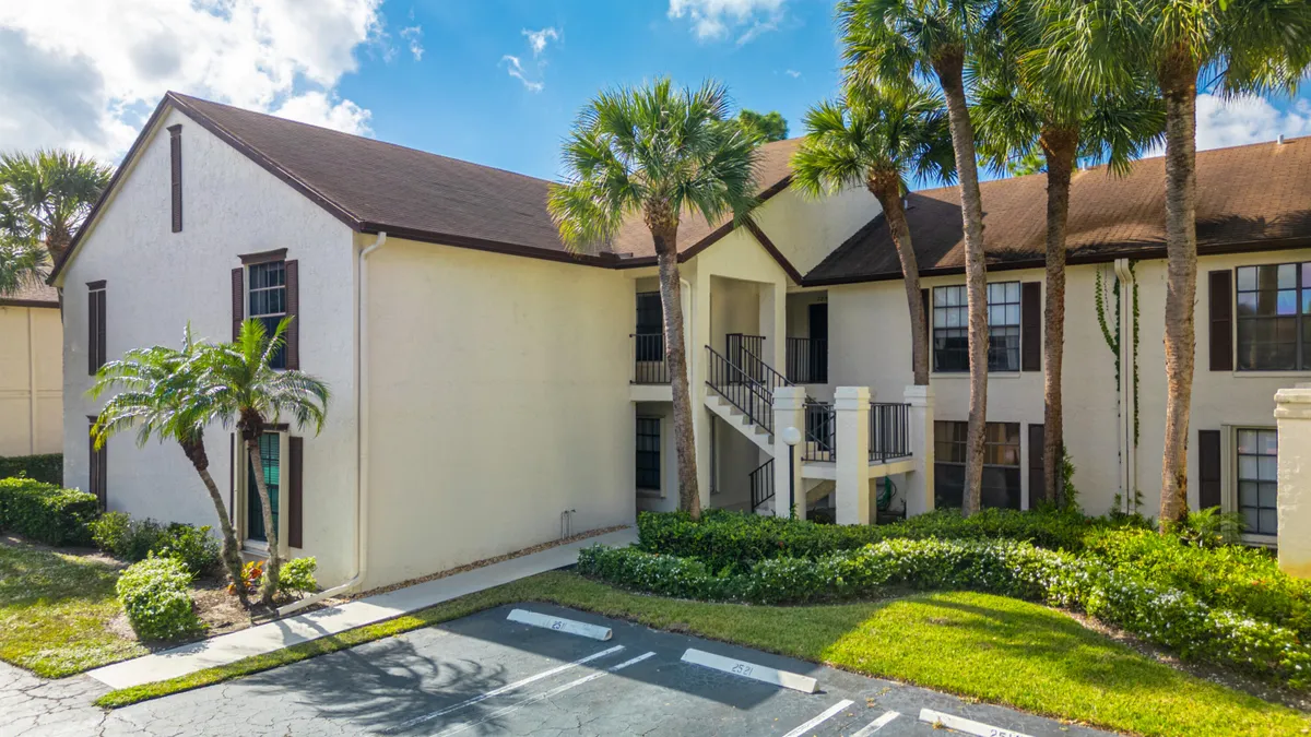 Property Slideshow image 1 of 39 | 3233 perimeter dr # 2511, Greenacres, FL, 33467