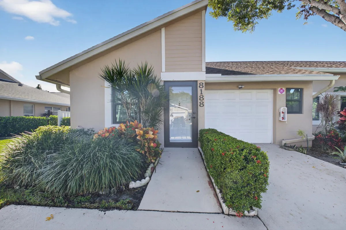 Property Slideshow image 1 of 47 | 8188 sweetbriar way, Boca Raton, FL, 33496