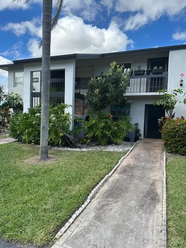 Property Slideshow image 1 of 9 | 13283 pineapple palm ct b, Delray Beach, FL, 33484