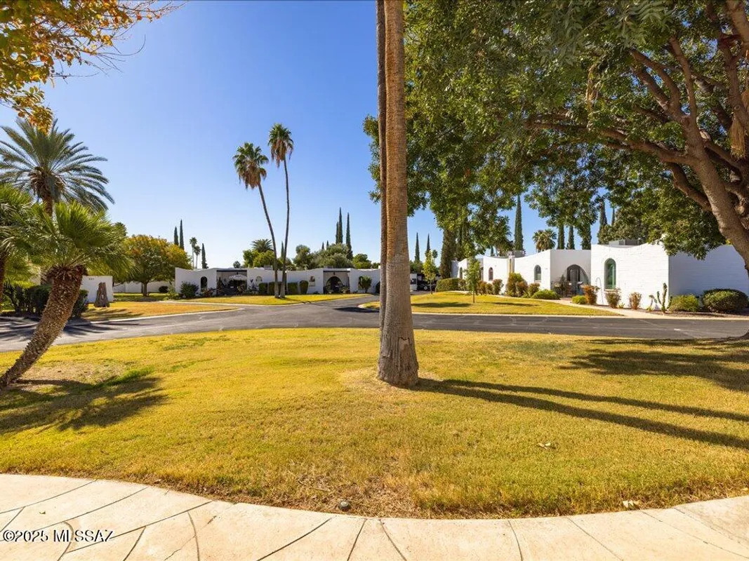 Property Slideshow image 1 of 28 | 641 w las lomitas rd, Tucson, AZ, 85704
