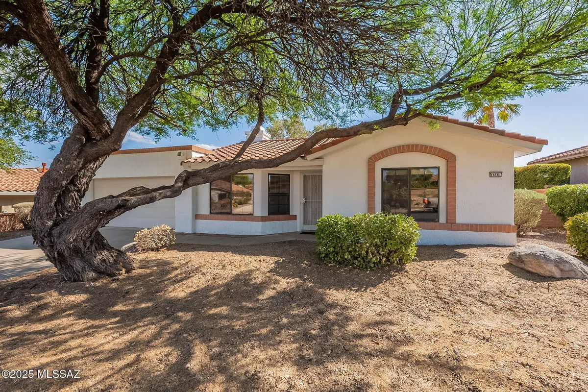Property Slideshow image 1 of 39 | 14561 n line post ln, Oro Valley, AZ, 85755
